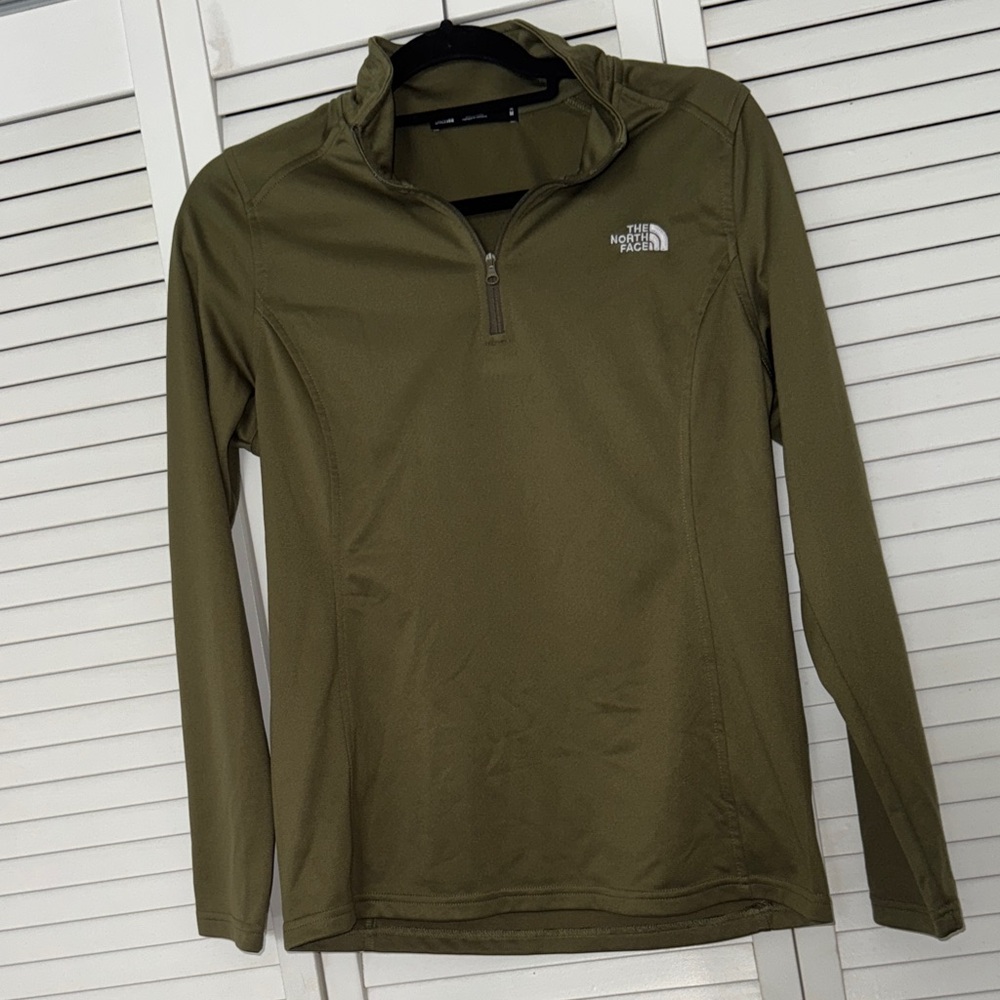 North Face Quarter-Zip Pullover